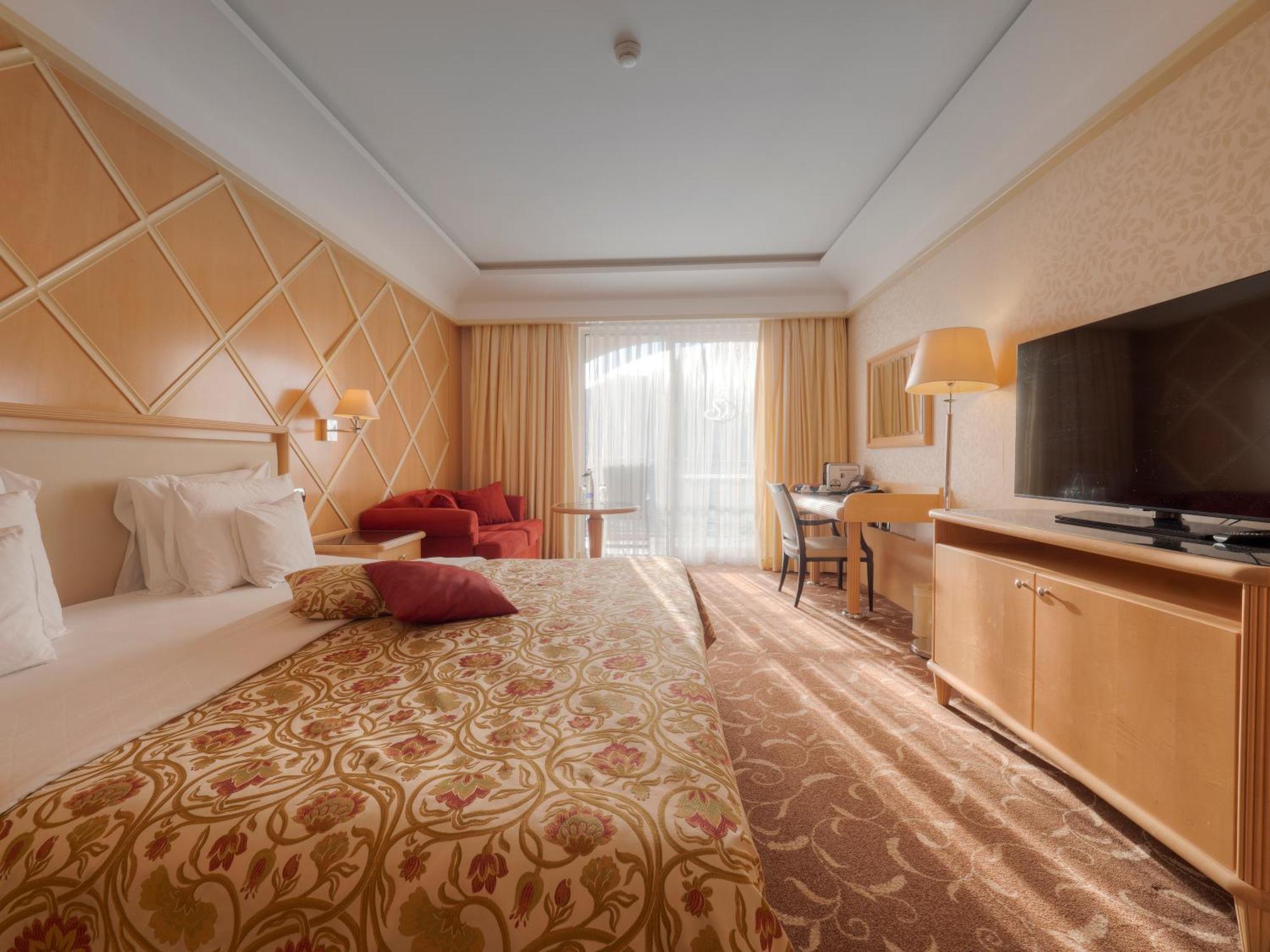 Splendid Conference & Spa Resort Budva Phòng bức ảnh
