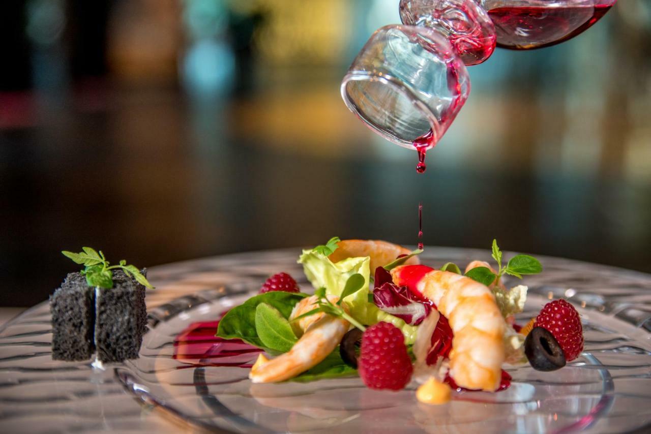 Splendid Conference & Spa Resort Budva Ngoại thất bức ảnh A salad being drizzled with a vinaigrette